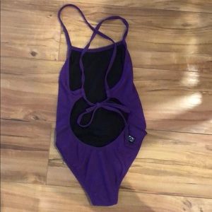 Jolyn onepiece